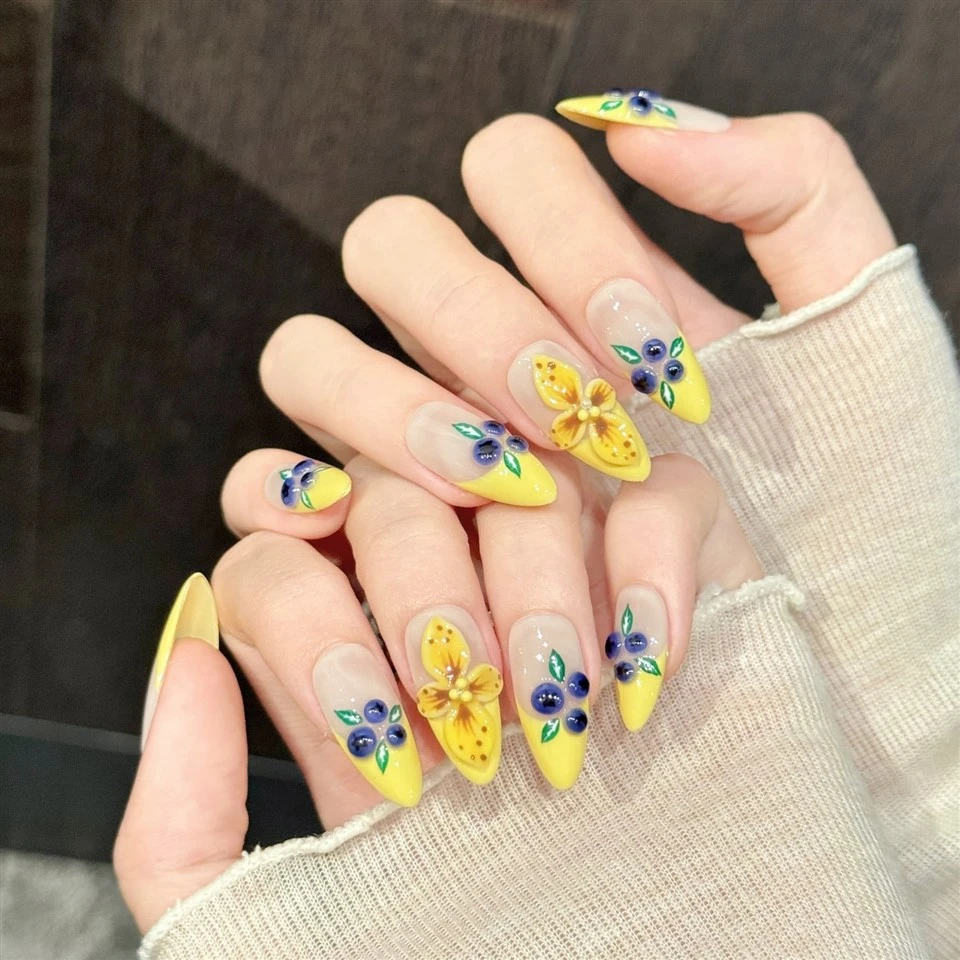 Summer Wild Berry Press‑on Nails factory